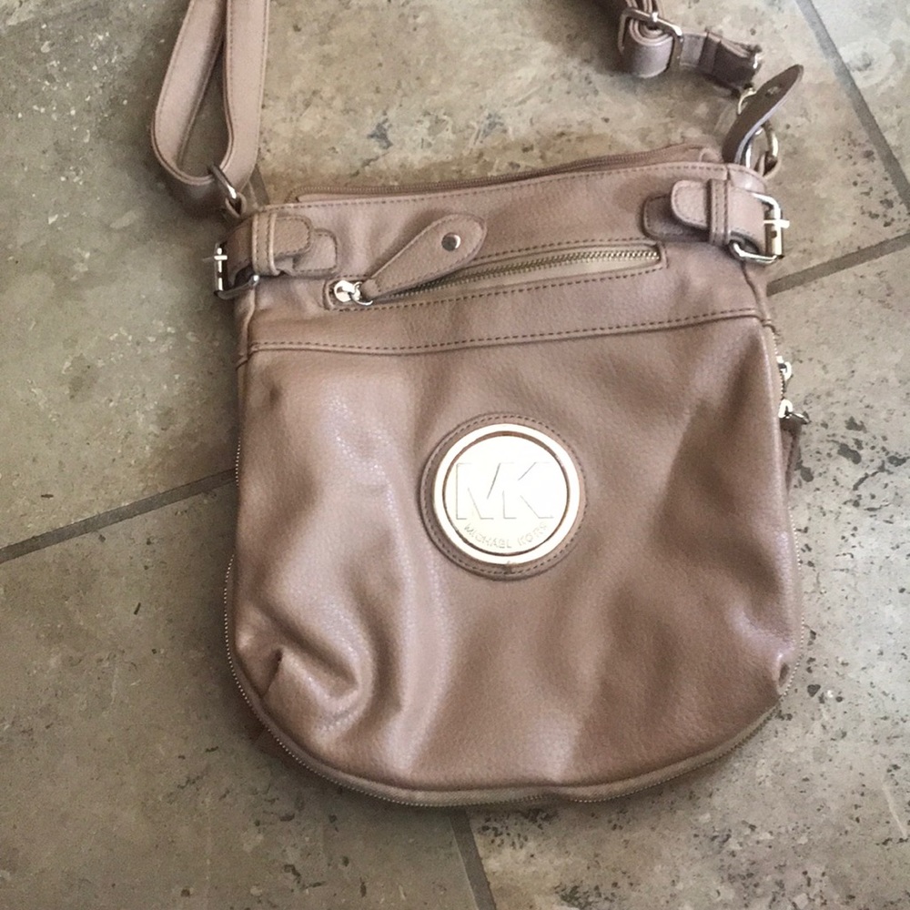 Michael kors purse